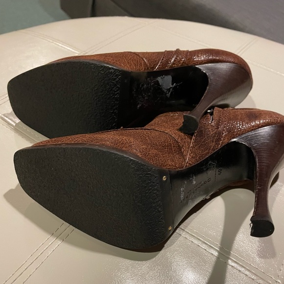 Brand New! Donna Karan Collection Ankle Bootie with Stiletto Heels - Picture 2 of 2